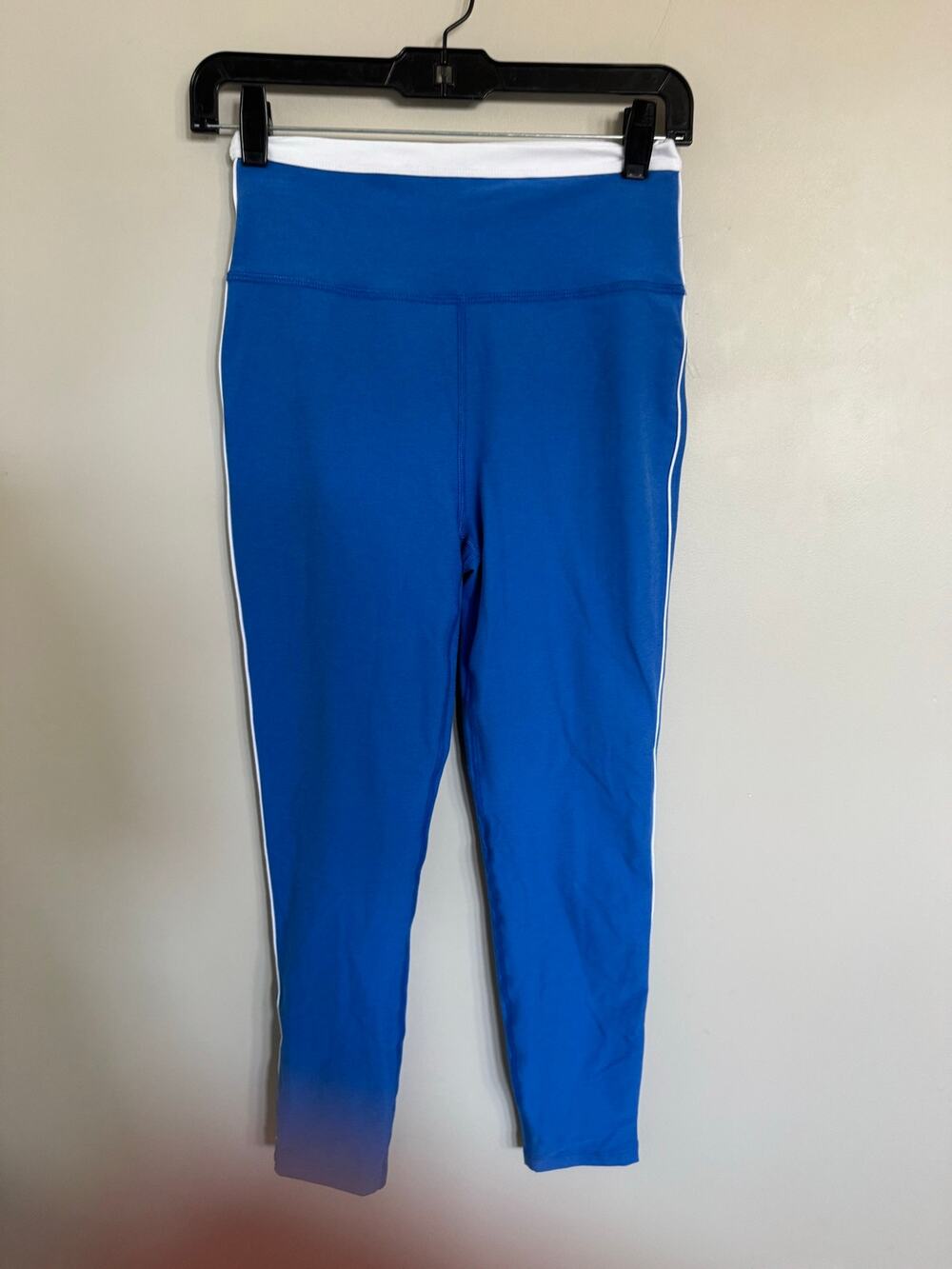 NWOT Beyond Yoga Spacedye Trophy High Waisted Midi Legging in Blue Heather SZ M